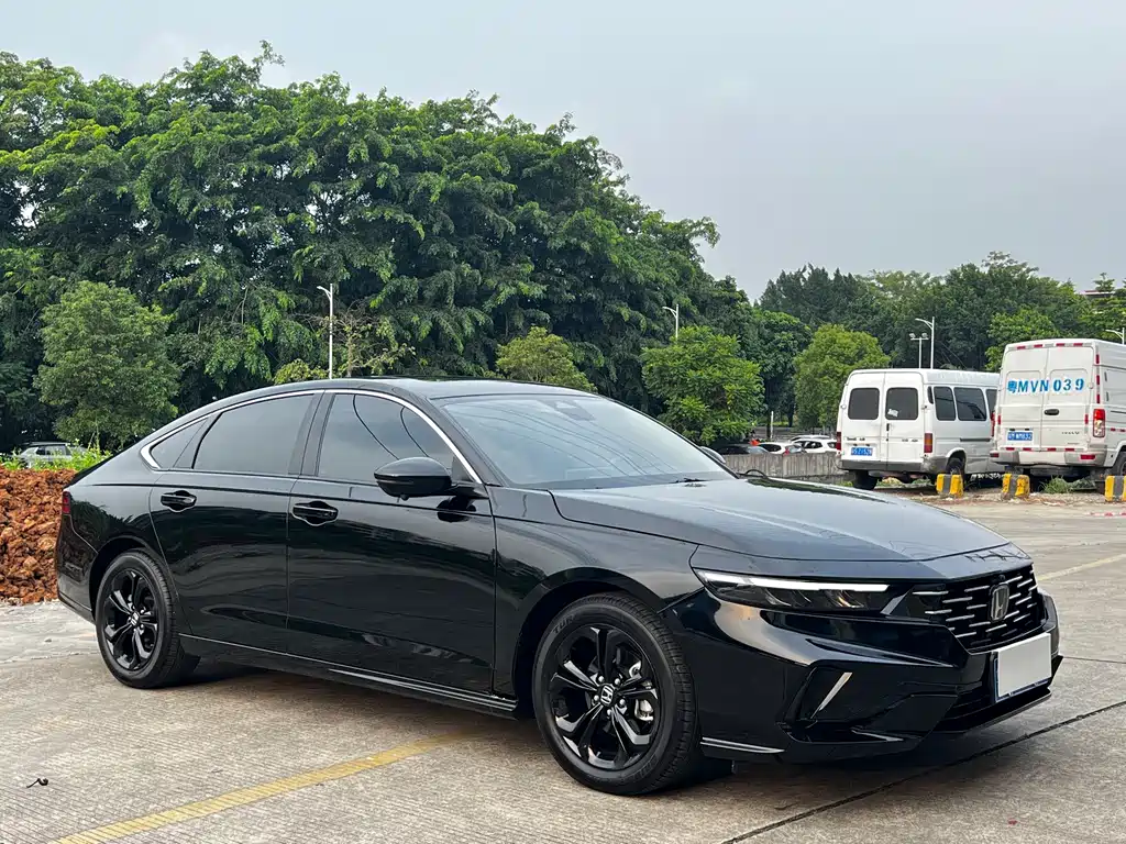 Honda Accord — миниатюра 3