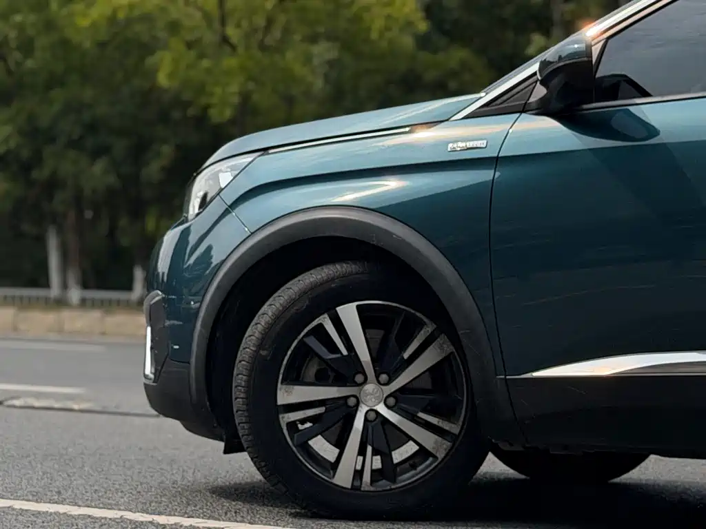 Peugeot 5008 — миниатюра 6