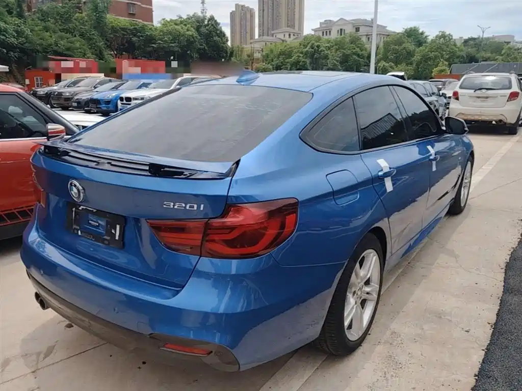 BMW 3 Series GT 3 GT 2019 320i M Sport