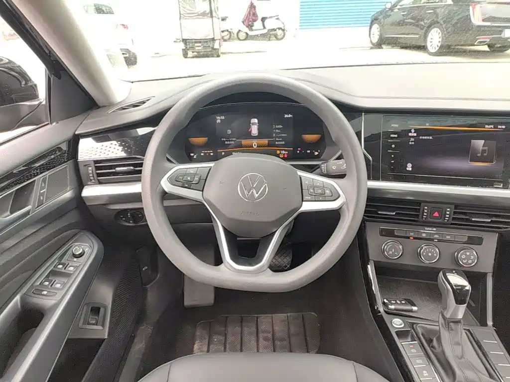 Volkswagen Passat — миниатюра 11
