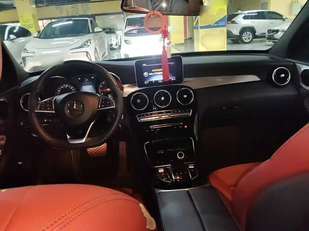 Mercedes-Benz C-Class — миниатюра 10