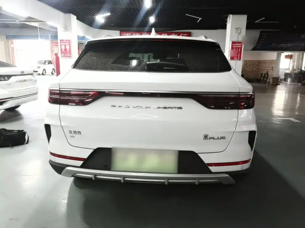 BYD PLUS New Energy — миниатюра 6