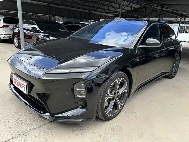 NIO ET5T