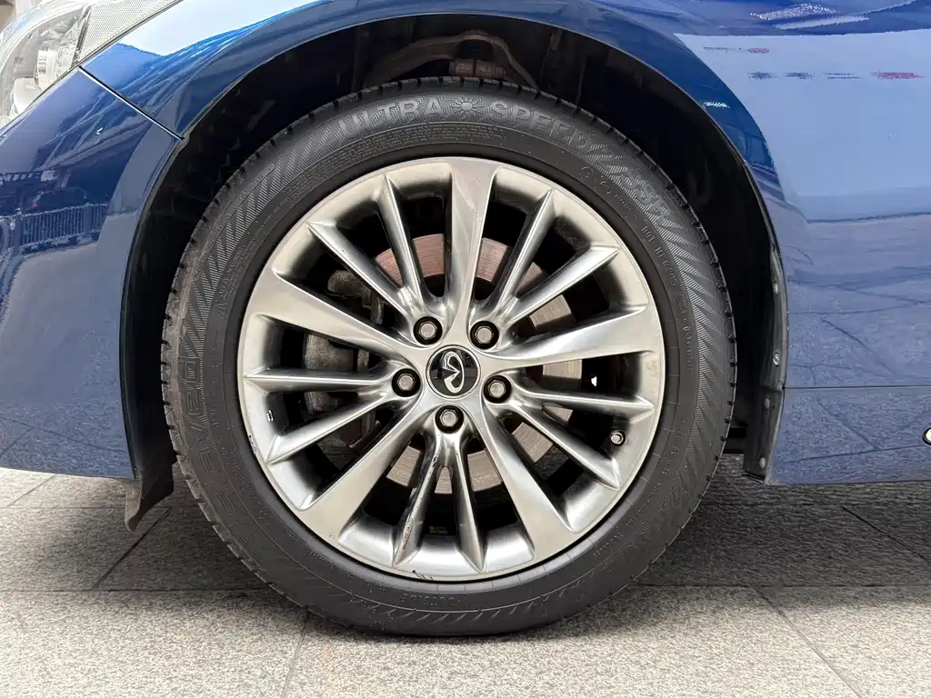 Infiniti Q50L — миниатюра 16