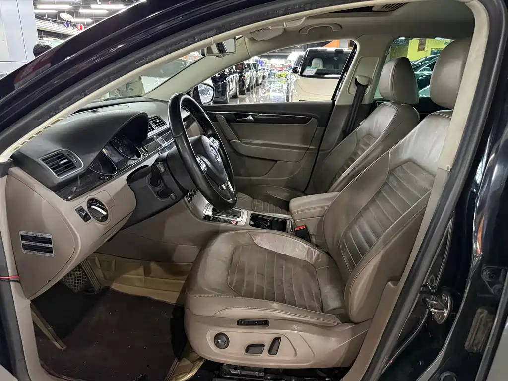 Volkswagen Magotan 2012 2.0TSI Luxury