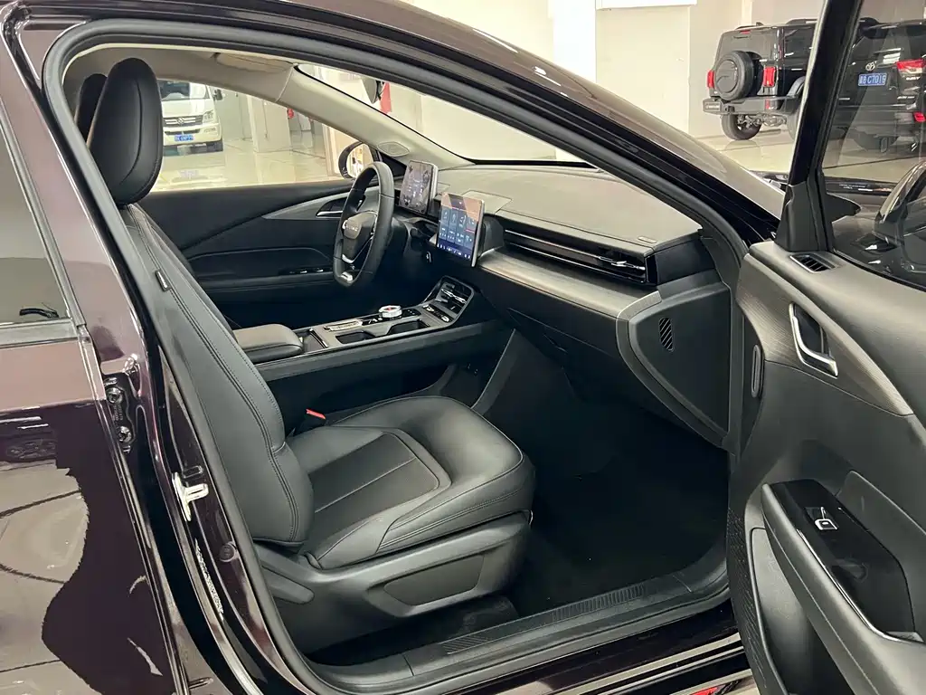 Wuling Xingguang — миниатюра 9