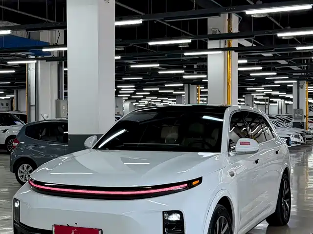 2023 Li Xiang L7