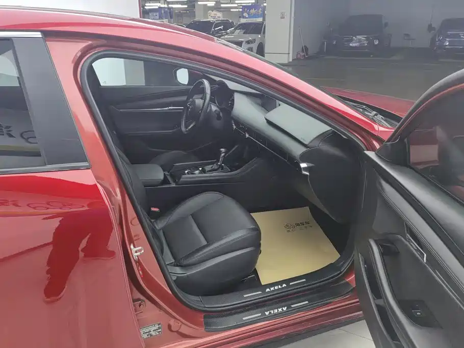 Mazda 3 Axela — миниатюра 8