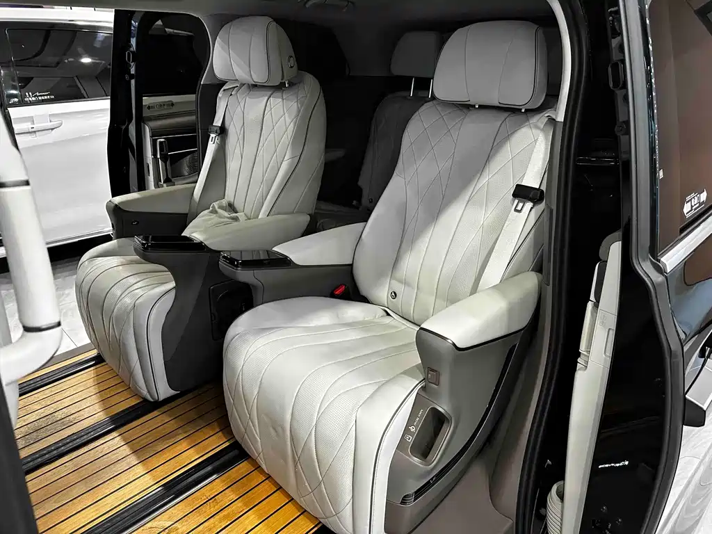 Denza Denza D9 — миниатюра 14