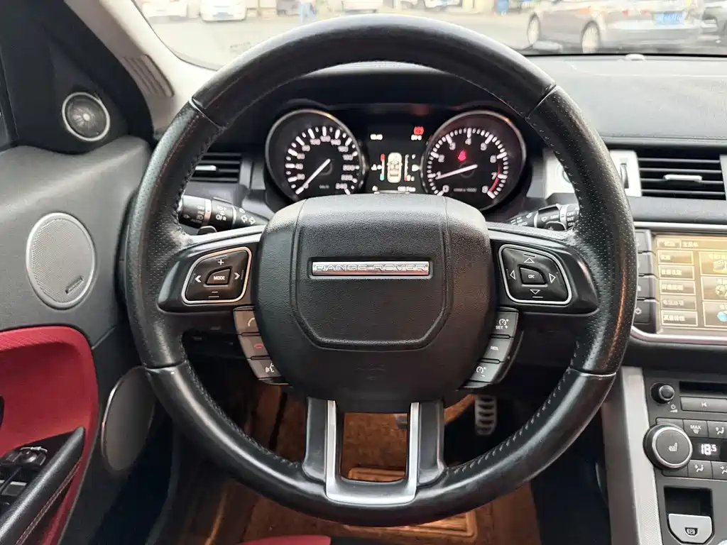 Land Rover Evoque (Import) — миниатюра 9