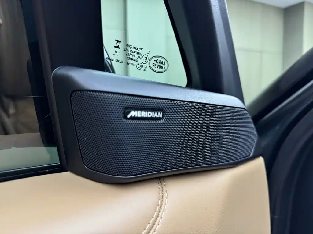 Land Rover Range Rover — миниатюра 16