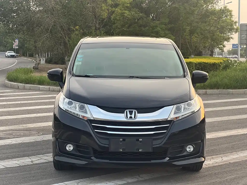 Honda Odyssey 2015 2.4L Luxury