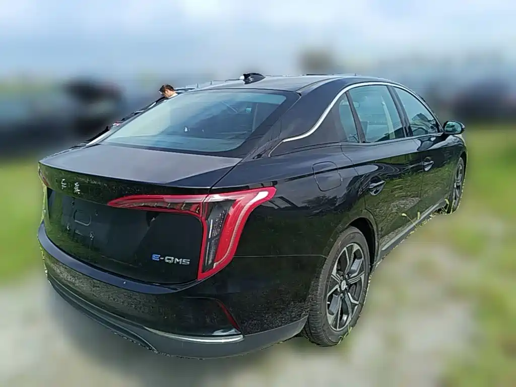 Hongqi Hongqi E-QM5 — миниатюра 10