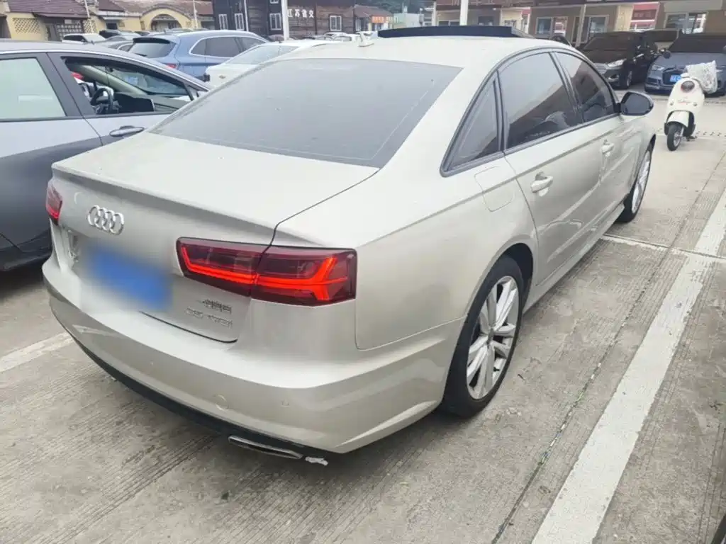 Audi A6L — миниатюра 7