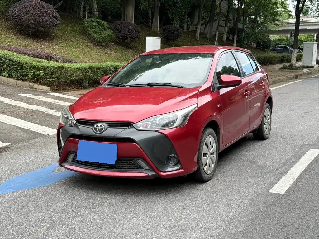 Toyota Yaris L 2017