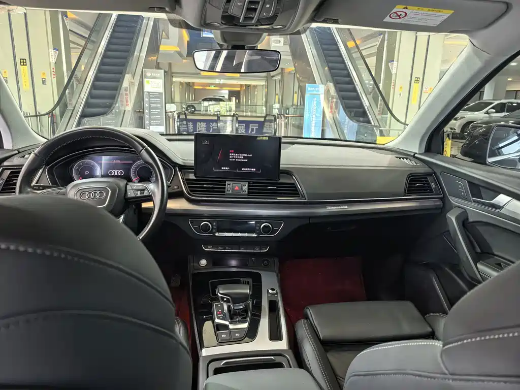 Audi Q5L — миниатюра 9