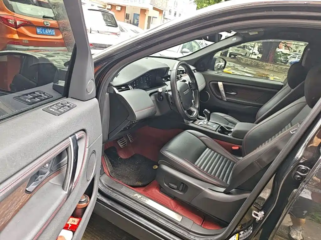 Land Rover Discovery Sport — миниатюра 16