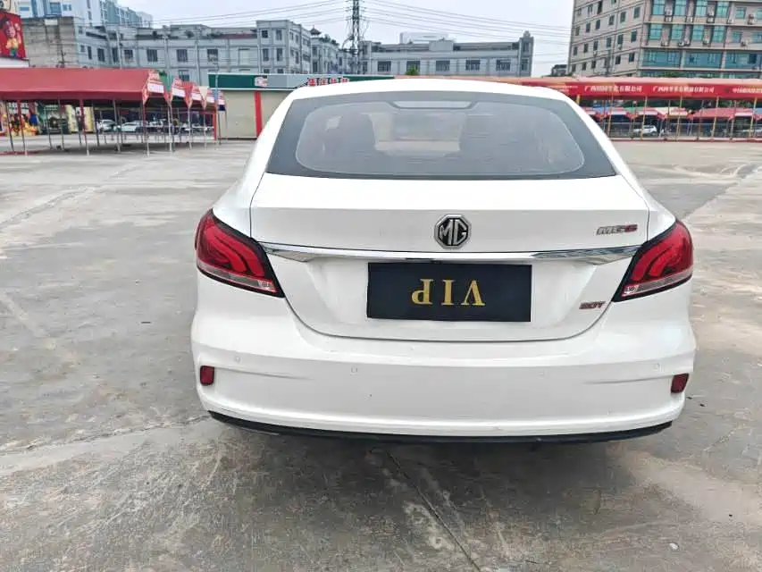 MG MG6 — миниатюра 8