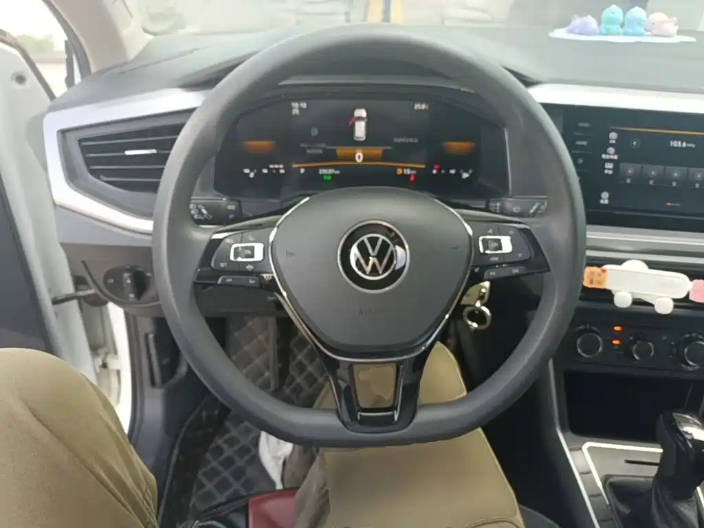 Volkswagen Polo — миниатюра 11