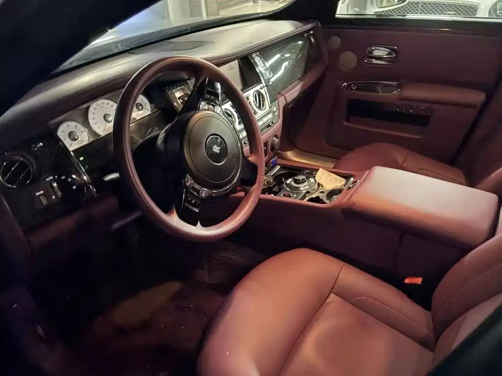 Rolls-Royce Ghost — миниатюра 5