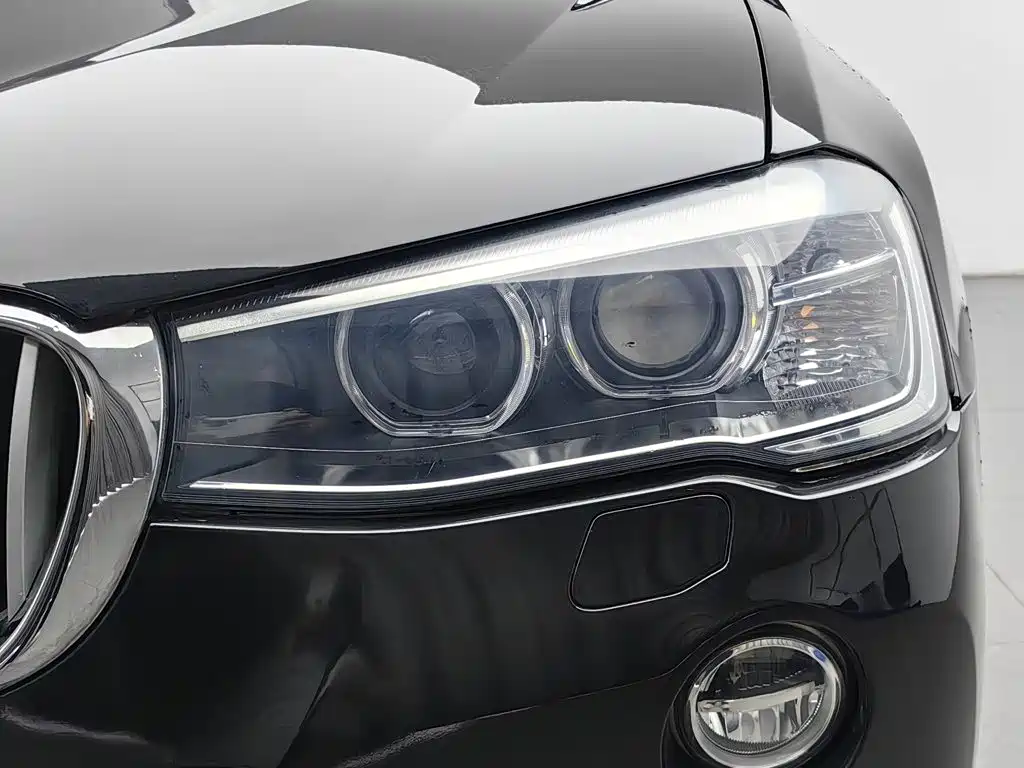 BMW X3 (Import) — миниатюра 7