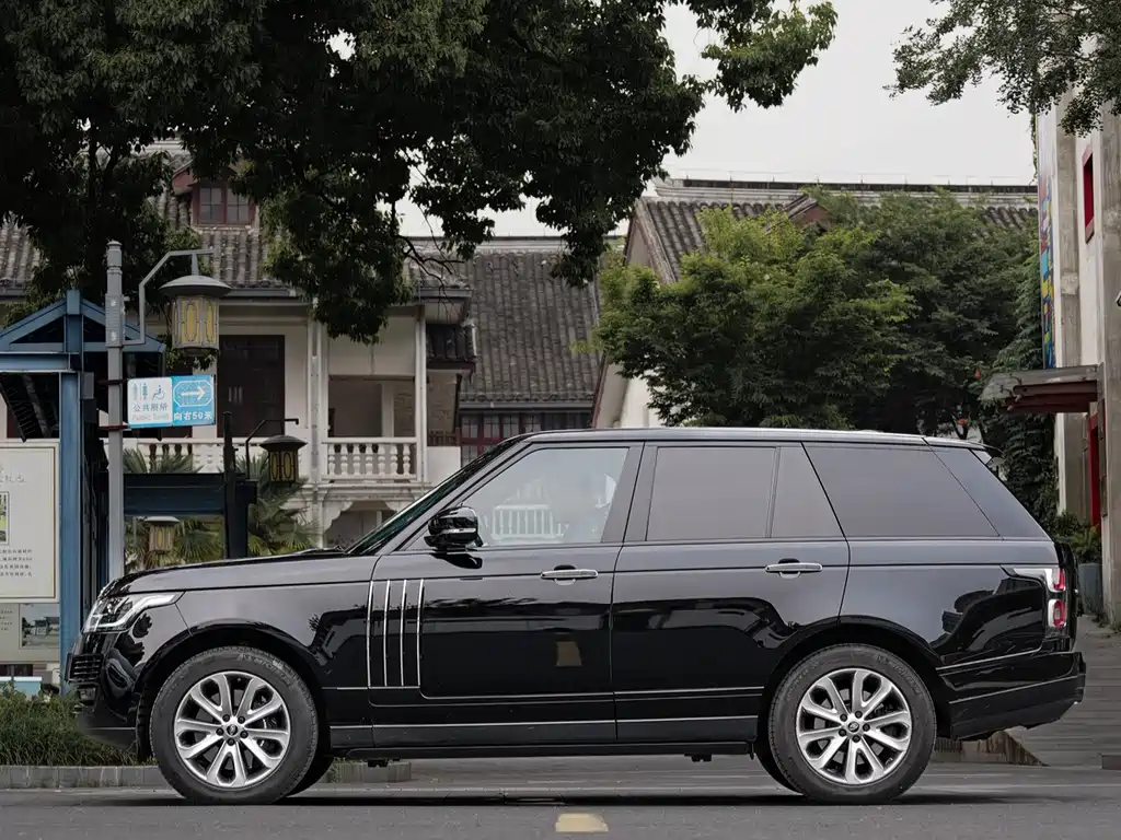 Land Rover Range Rover 2013 NA 5.0 V8 Vogue