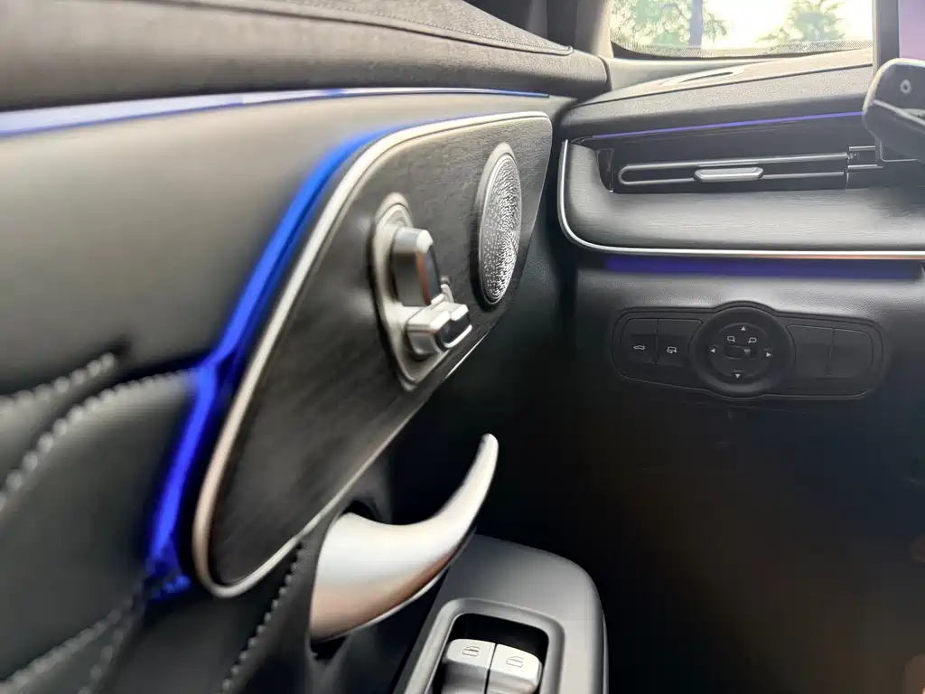 Chery Arrizo 8 PRO — миниатюра 10