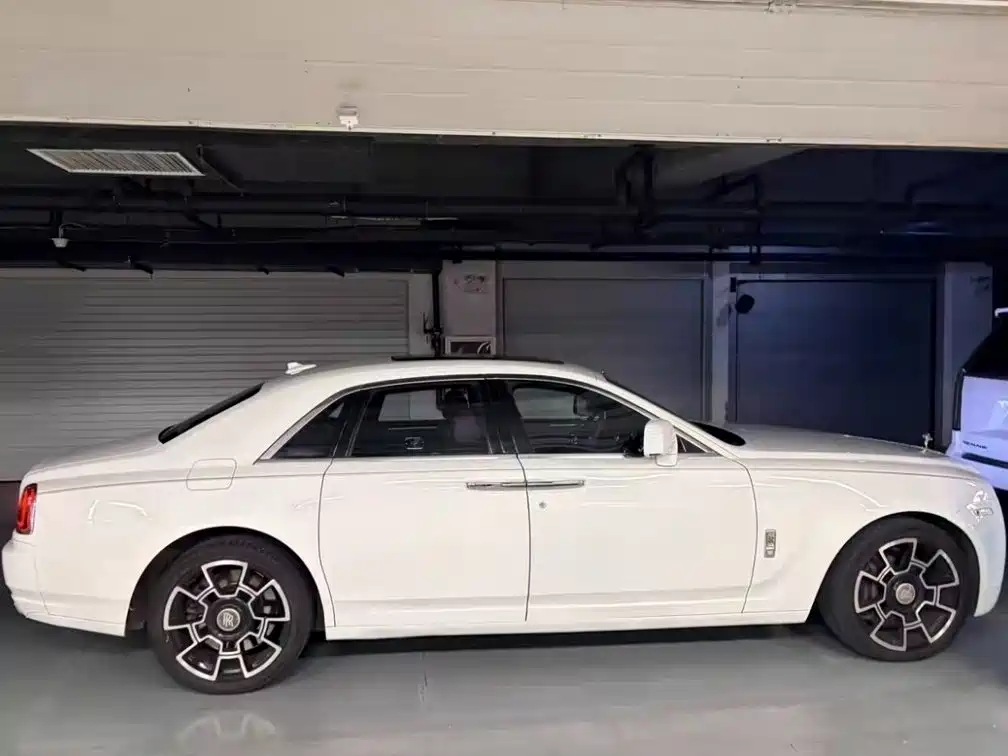 Rolls-Royce Ghost — миниатюра 2