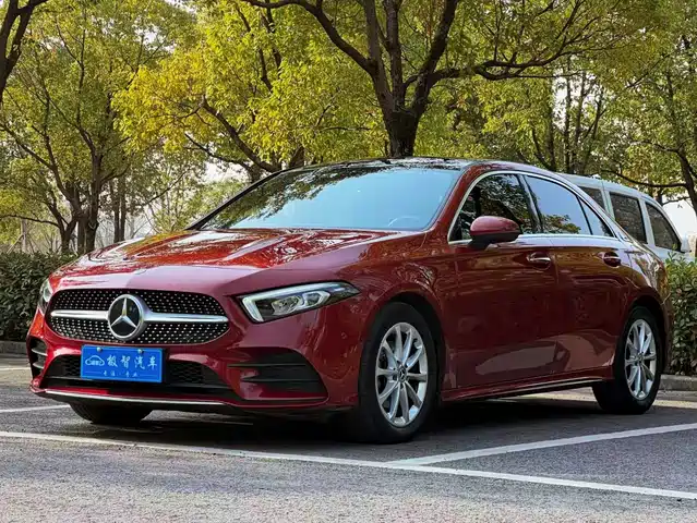 MERCEDES BENZ A CLASS