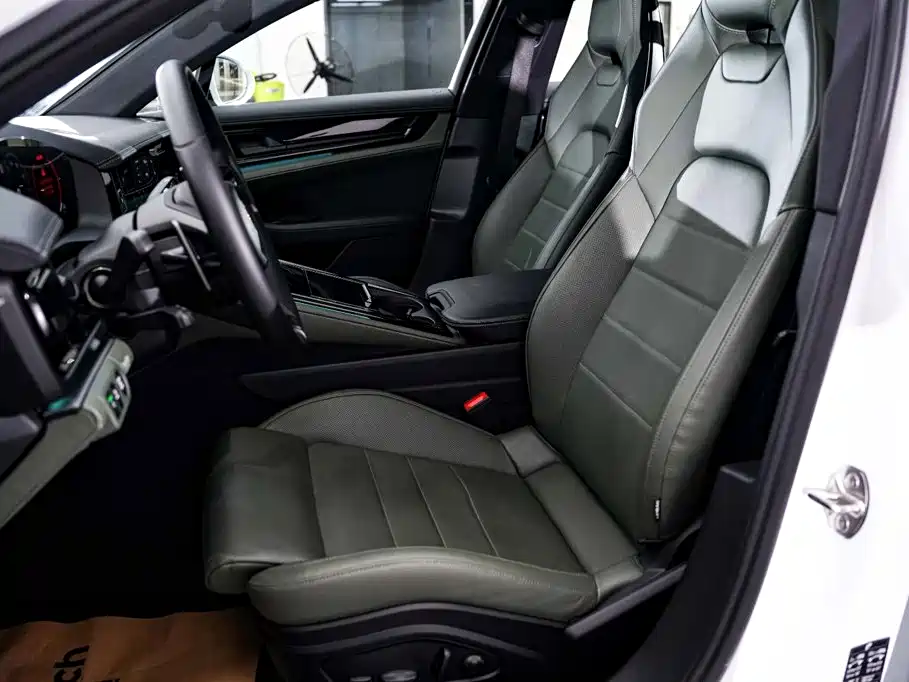 Porsche Panamera — миниатюра 8