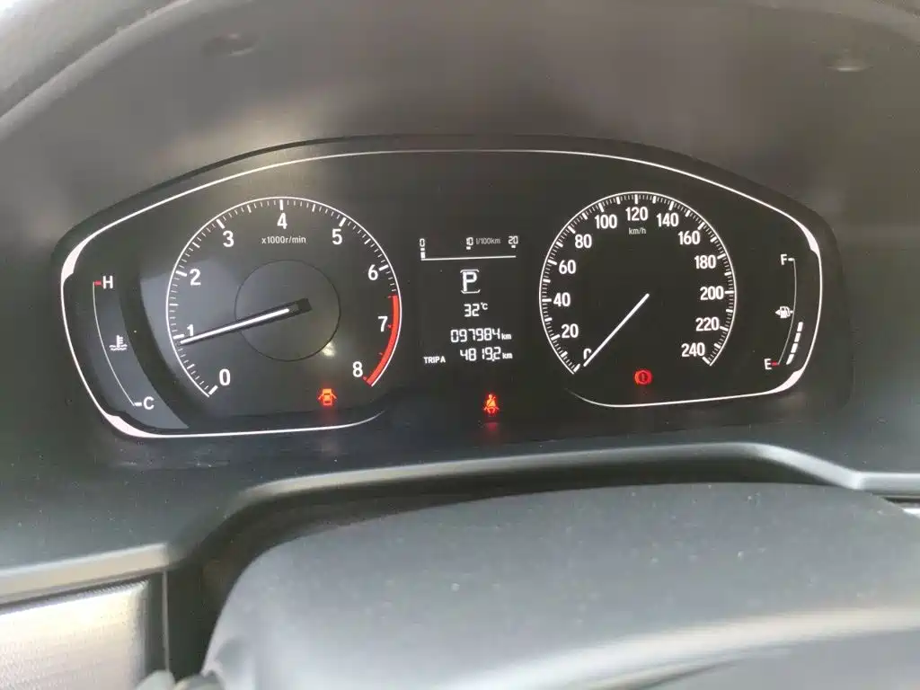 Honda Accord — миниатюра 13