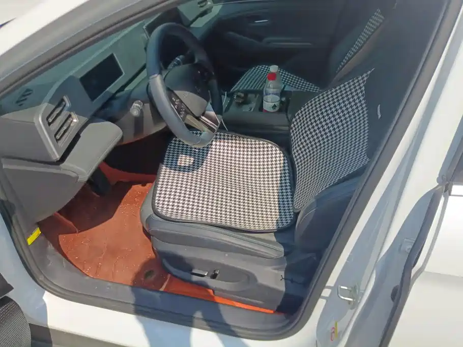 BYD Qin L — миниатюра 9