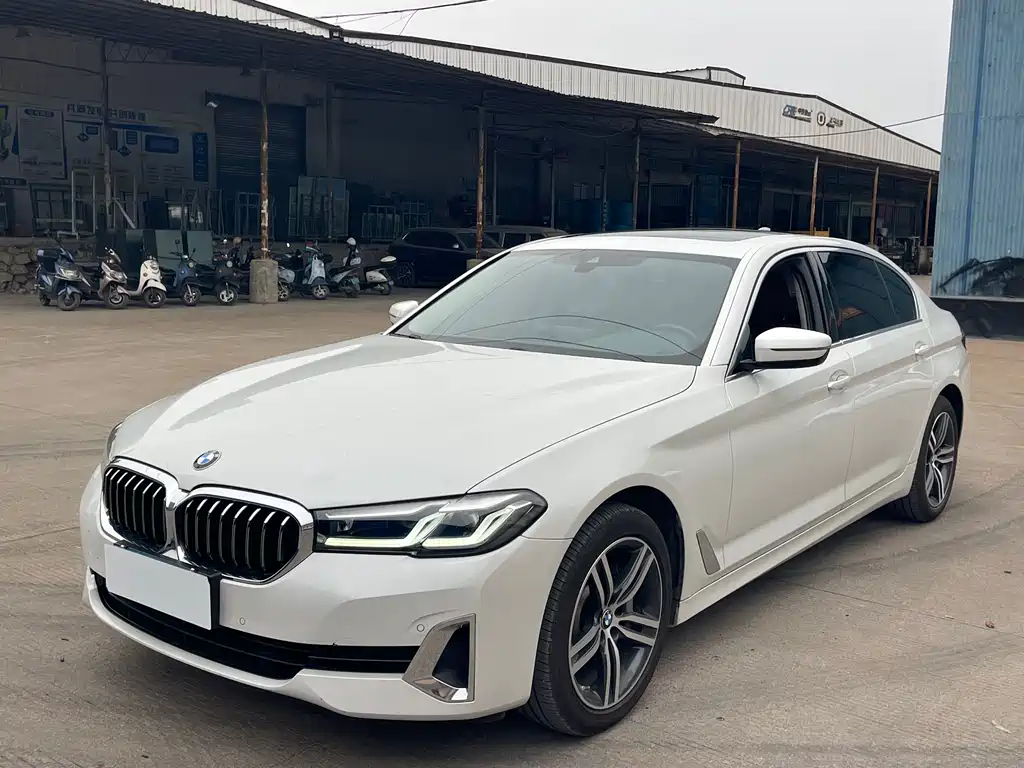 BMW 5 Series 2021