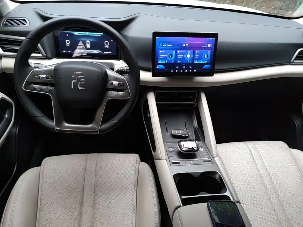 BYD Yuan UP — миниатюра 10