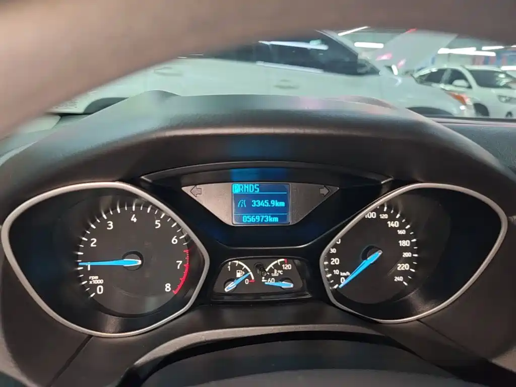 Ford Focus — миниатюра 12