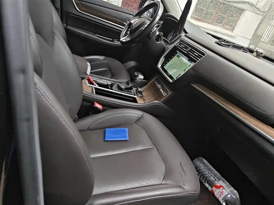 Roewe RX8 2018 30T Flagship