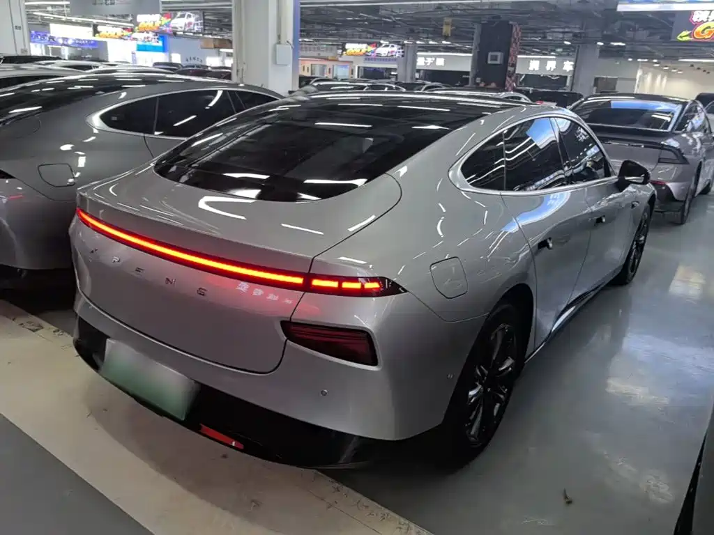 XPeng P7 — миниатюра 7