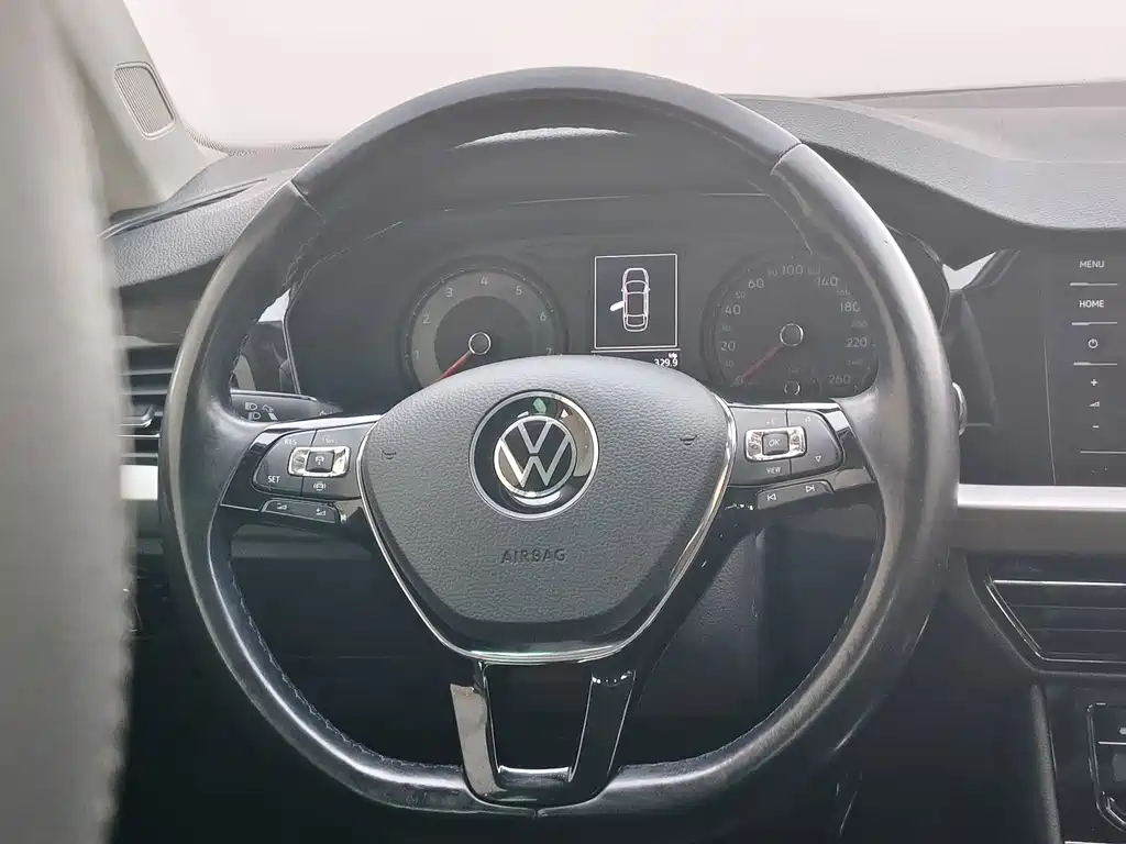 Volkswagen Lavida — миниатюра 9
