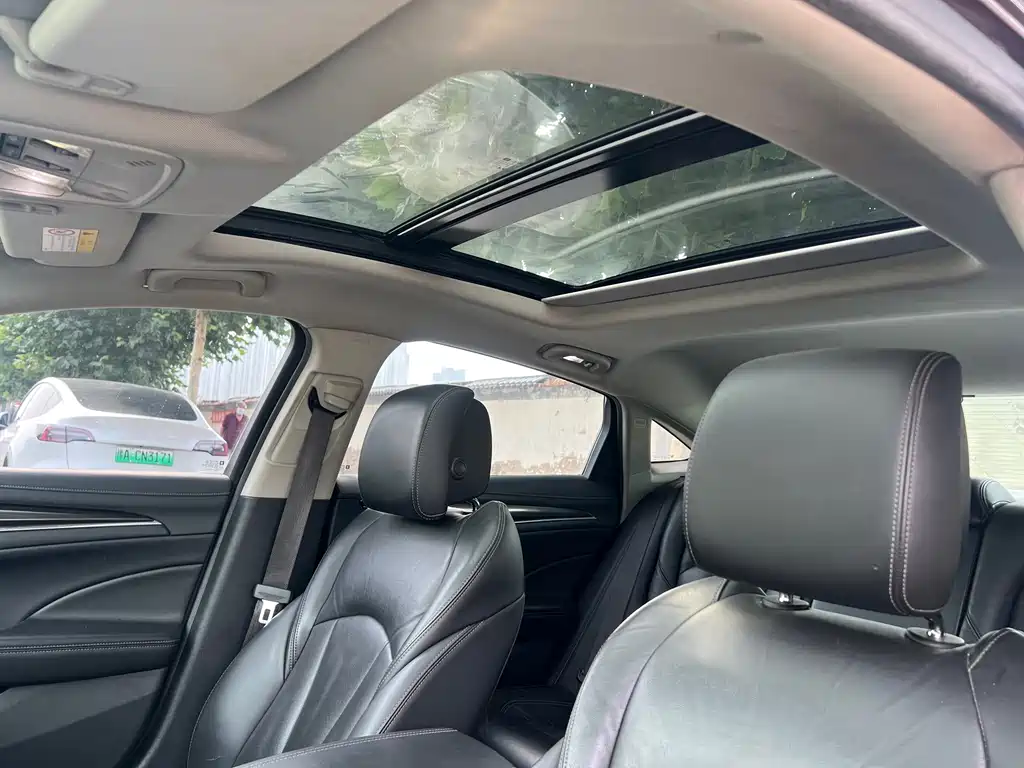 Buick LaCrosse — миниатюра 14