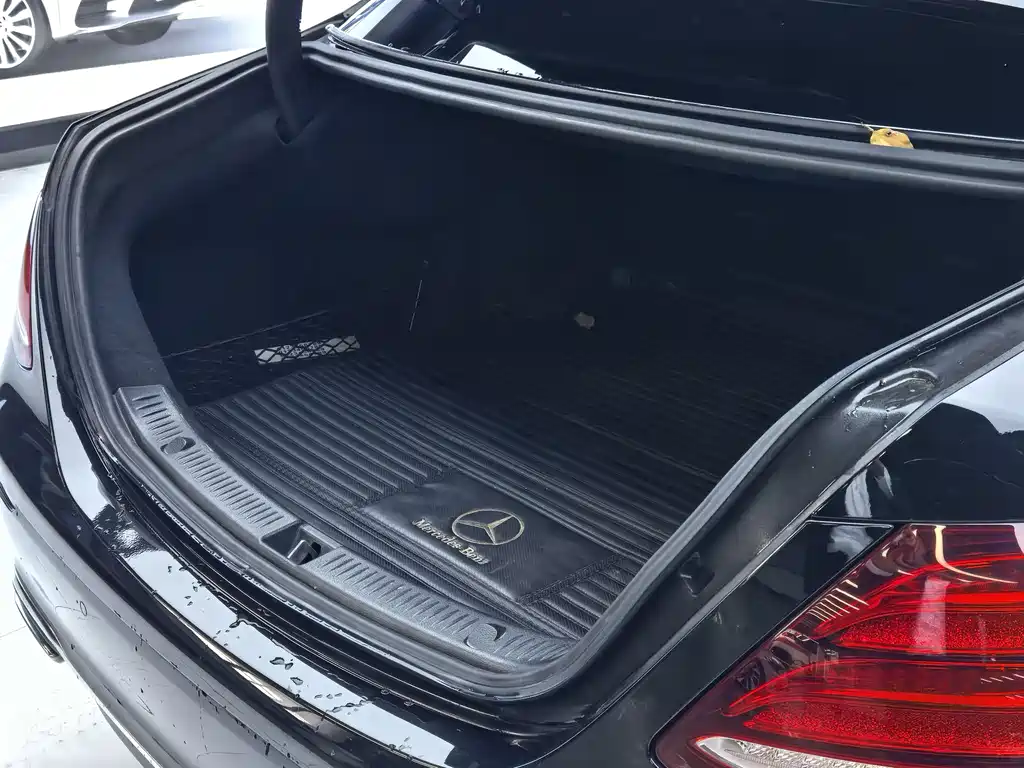 Mercedes-Benz E-Class E 2020 E 300 L Fashion