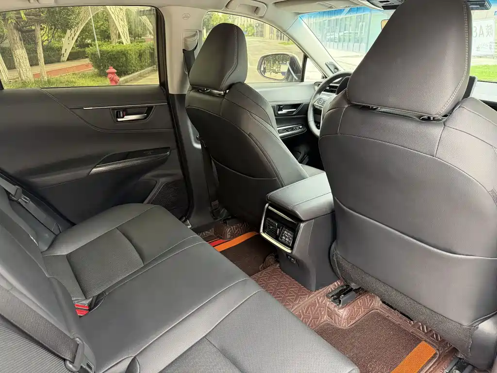 Toyota Venza — миниатюра 22