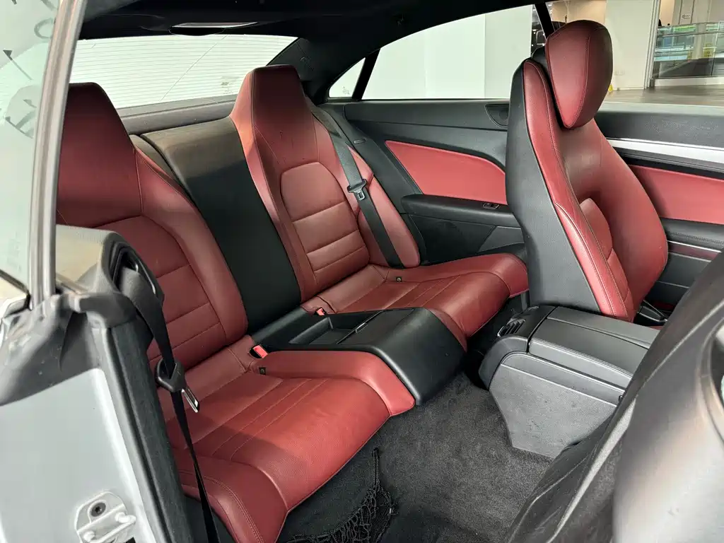 Mercedes-Benz E-Class (Import) — миниатюра 14