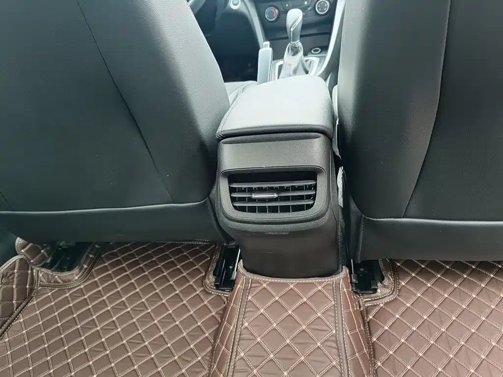 Buick Excelle — миниатюра 10