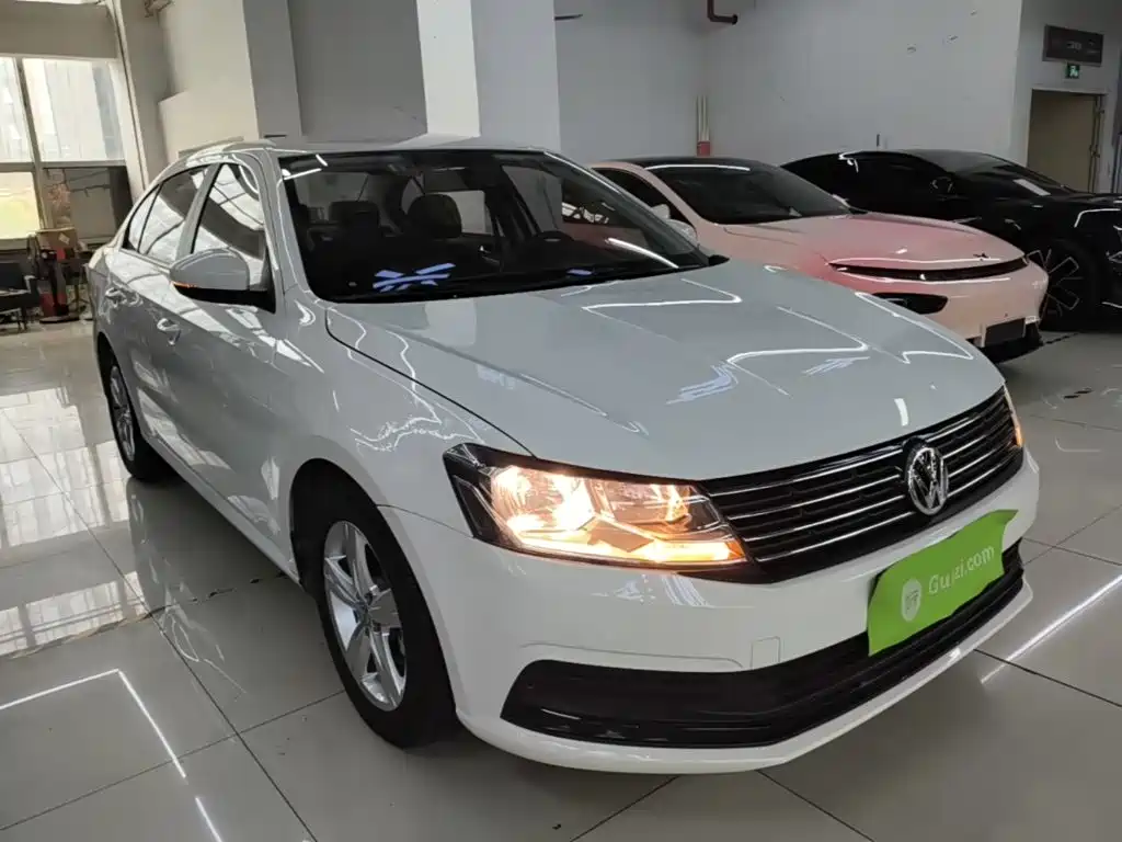 Volkswagen Lavida — миниатюра 4