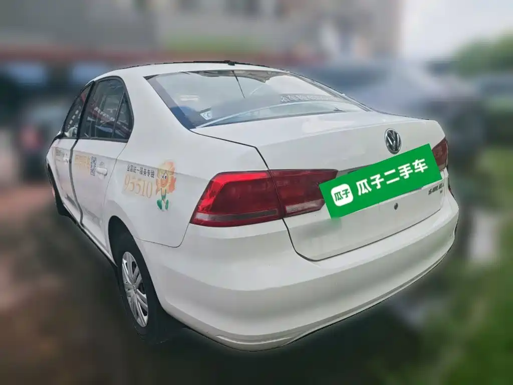 Volkswagen Santana — миниатюра 4