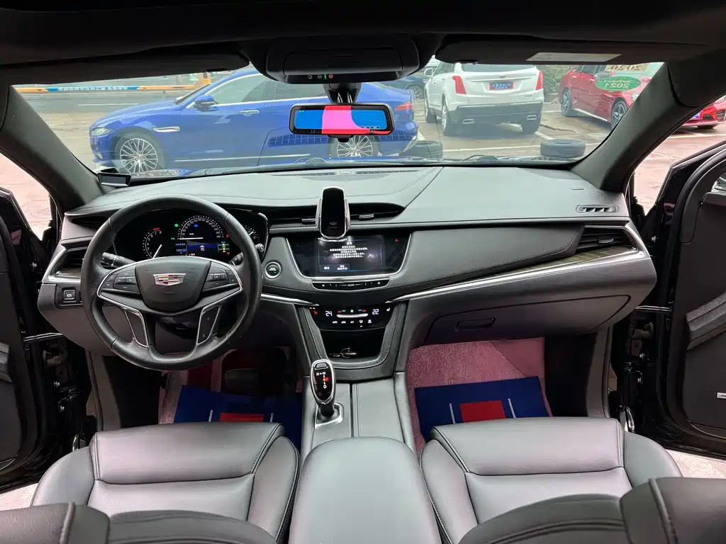 Cadillac XT5 — миниатюра 12