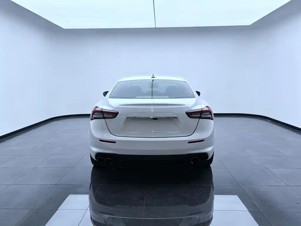 Maserati Ghibli 2017 3.0T Standard