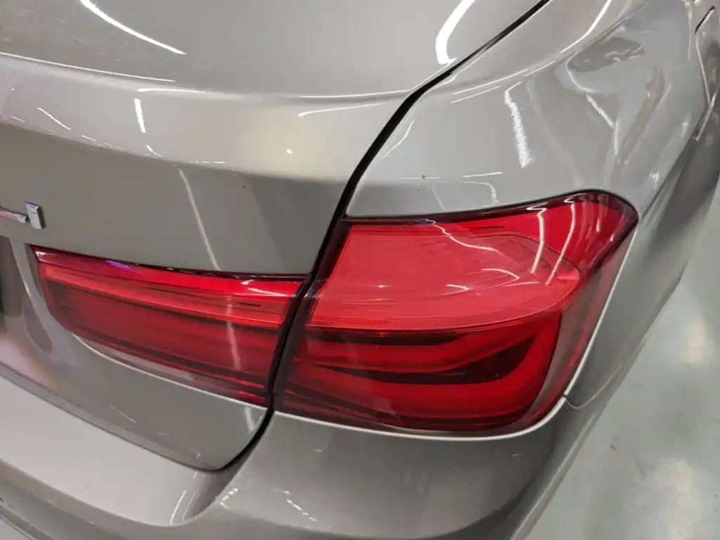 BMW 3 Series — миниатюра 8