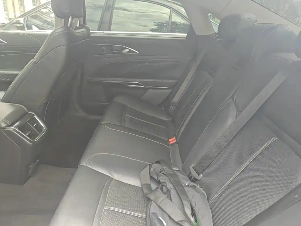 Ford Taurus — миниатюра 17