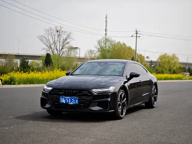 AUDI A7L